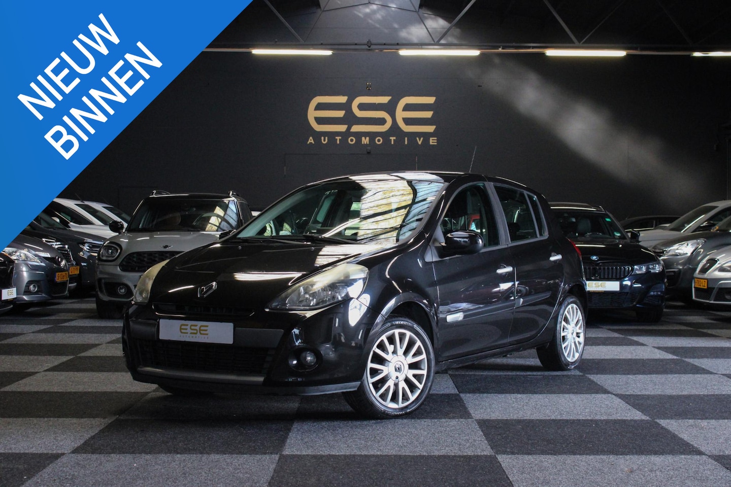 Renault Clio - 1.2 Dynamique Navi | Airco | Trekhaak - AutoWereld.nl