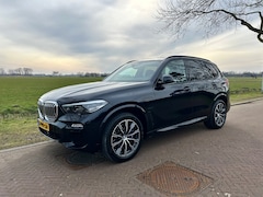 BMW X5 - XDrive45e High Executive M-Sportpakket Carbon/black Pano/dak Massagestoelen