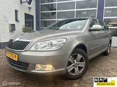 Skoda Octavia Combi - 1.2 TSI Comfort * NAVI * TREKHAAK * AC