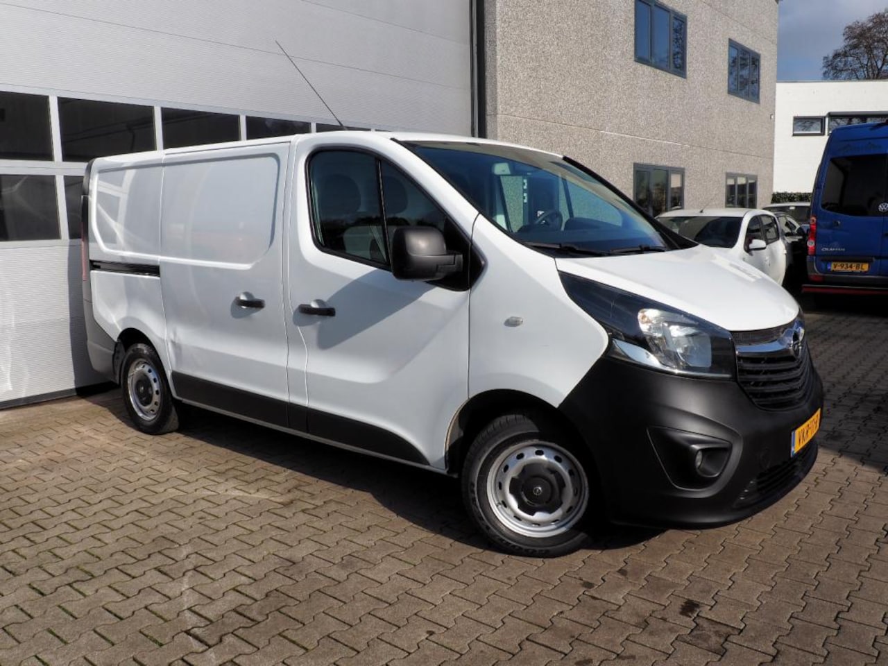 Opel Vivaro - VIVARO-B 1.6 CDTI L1H1 AIRCO CRUISE PARKEER S. CAMERA - AutoWereld.nl