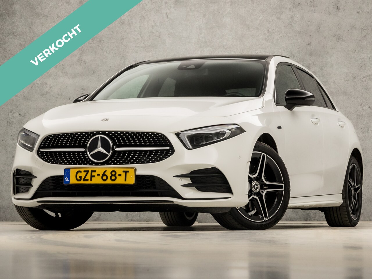 Mercedes-Benz A-klasse - 250 e AMG Sport 218Pk Automaat (SCHUIFDAK, GROOT NAVI, SFEERVERLICHTING, MEMORY SEATS, BUR - AutoWereld.nl