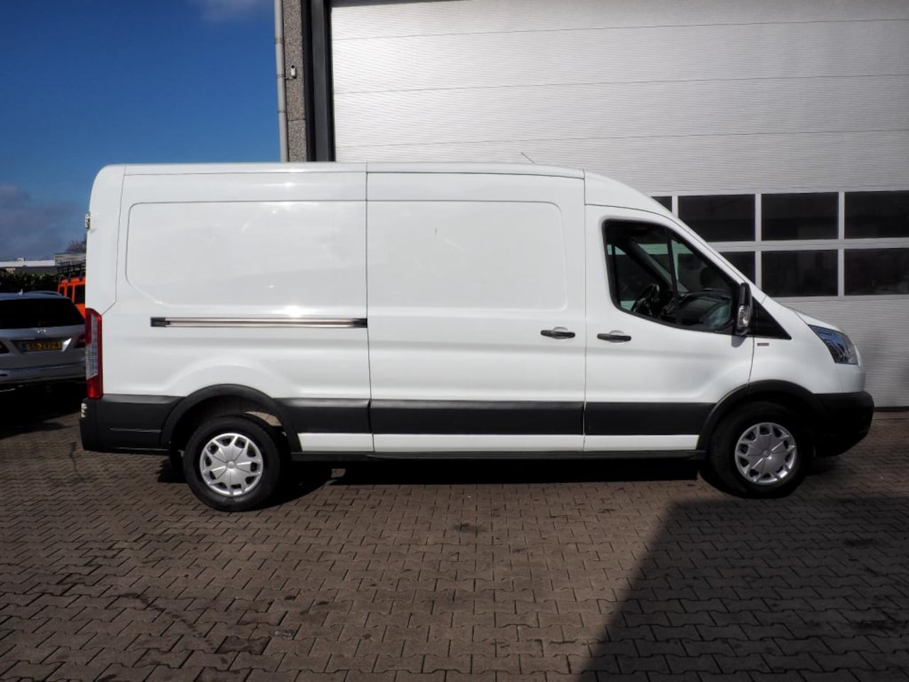 Ford Transit - 2.0 TDCI L3H2 Trend AIRCO CRUISE PARKEER S. TREKHAAK