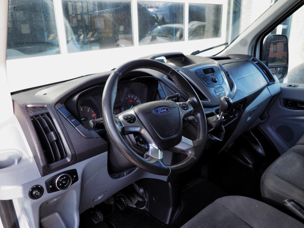 Ford Transit - 2.0 TDCI L3H2 Trend AIRCO CRUISE PARKEER S. TREKHAAK