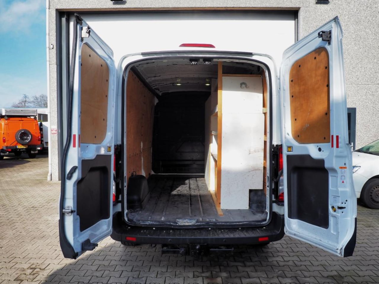 Ford Transit - 2.0 TDCI L3H2 Trend AIRCO CRUISE PARKEER S. TREKHAAK