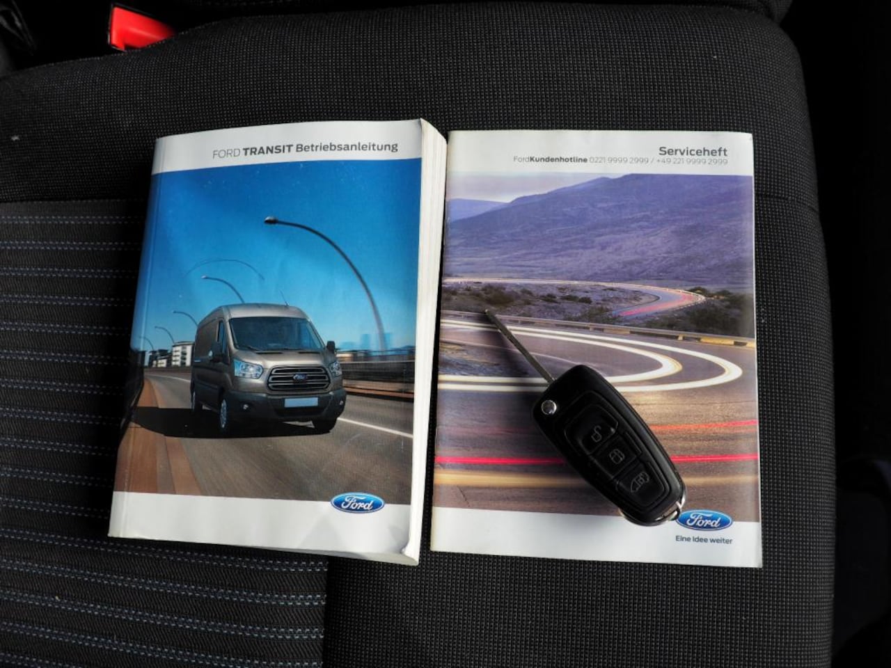 Ford Transit - 2.0 TDCI L3H2 Trend AIRCO CRUISE PARKEER S. TREKHAAK