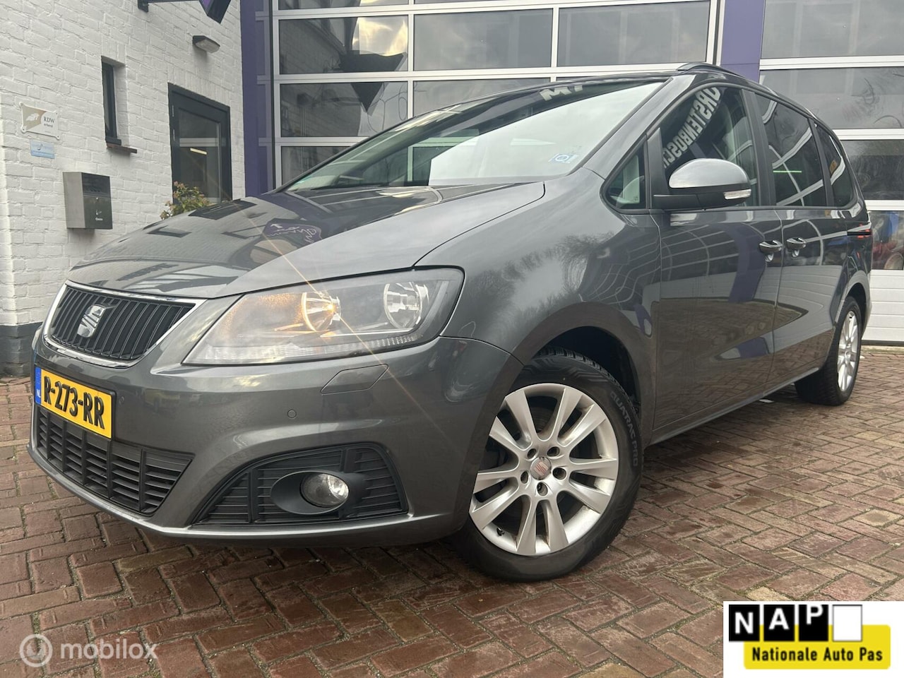 Seat Alhambra - 1.4 TSI Style 7p * NAVIGATIE * PDC * TREKHAAK - AutoWereld.nl