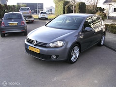 Volkswagen Golf - 1.2 TSI Comfortline BlueMotion