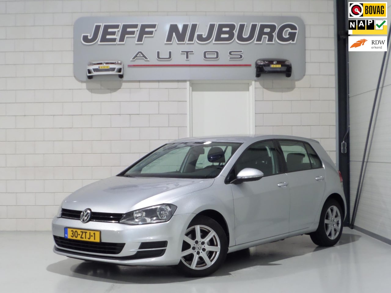 Volkswagen Golf - 1.2 TSI DSG Automaat! "Origineel NL!" Apple-Carplay Android-Auto Navigatie Bluetooth Parke - AutoWereld.nl