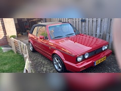 Volkswagen Golf Cabriolet - 1.8