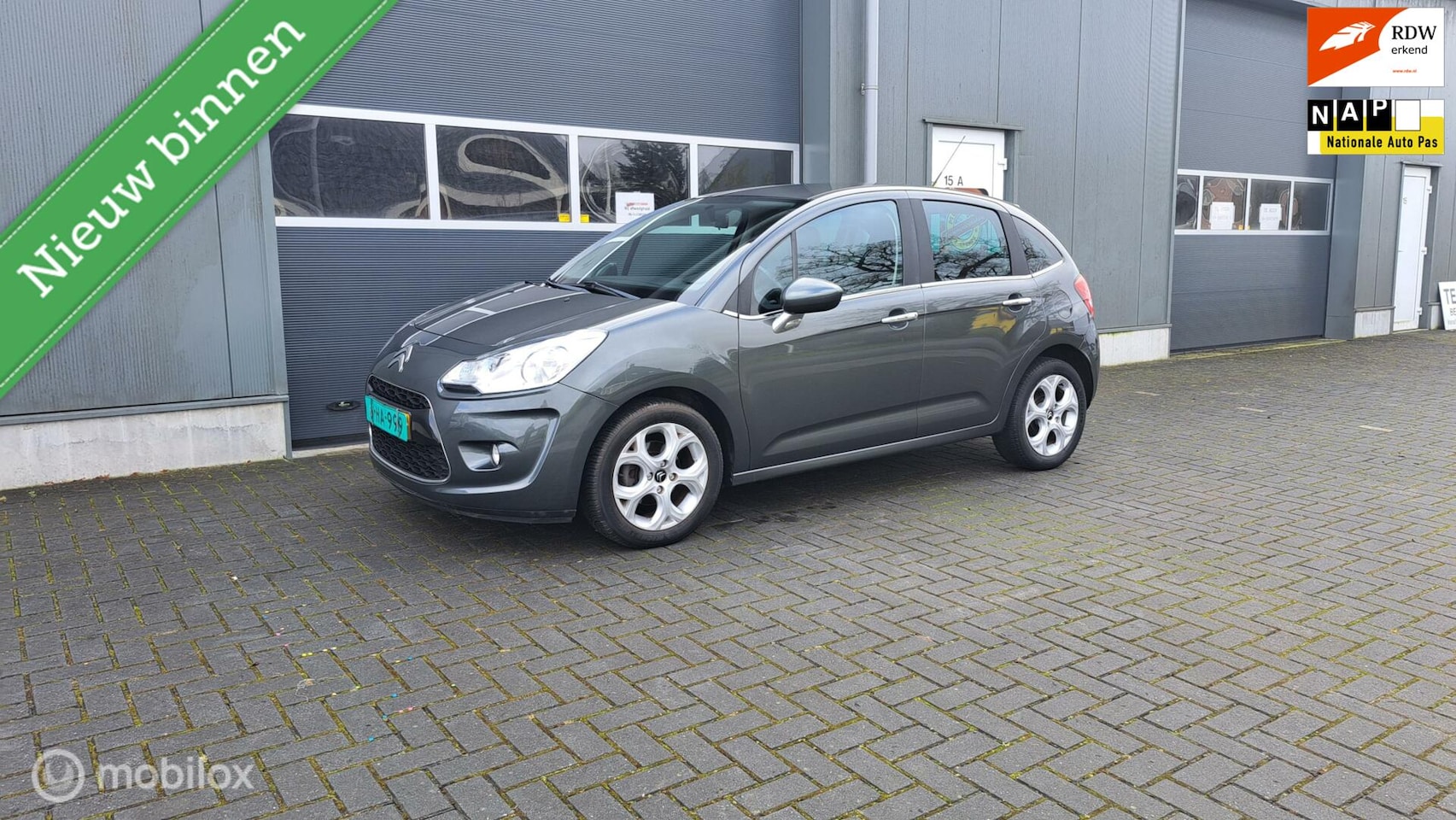 Citroën C3 - 1.4 VTi Ligne Business 1.4 VTi Ligne Business - AutoWereld.nl