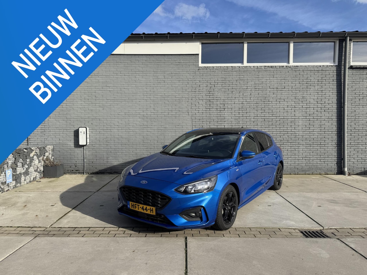 Ford Focus - 1.0 EcoBoost ST-Line Automaat Panorama Blauw Cruise Lane ass. - AutoWereld.nl