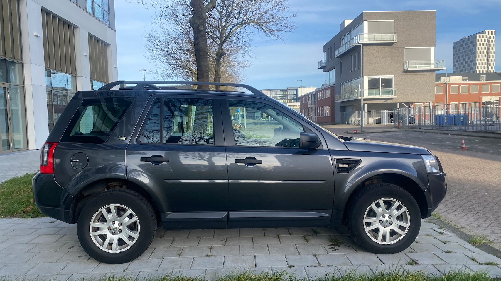 Land Rover Freelander - 2.2 TD4 S - AutoWereld.nl