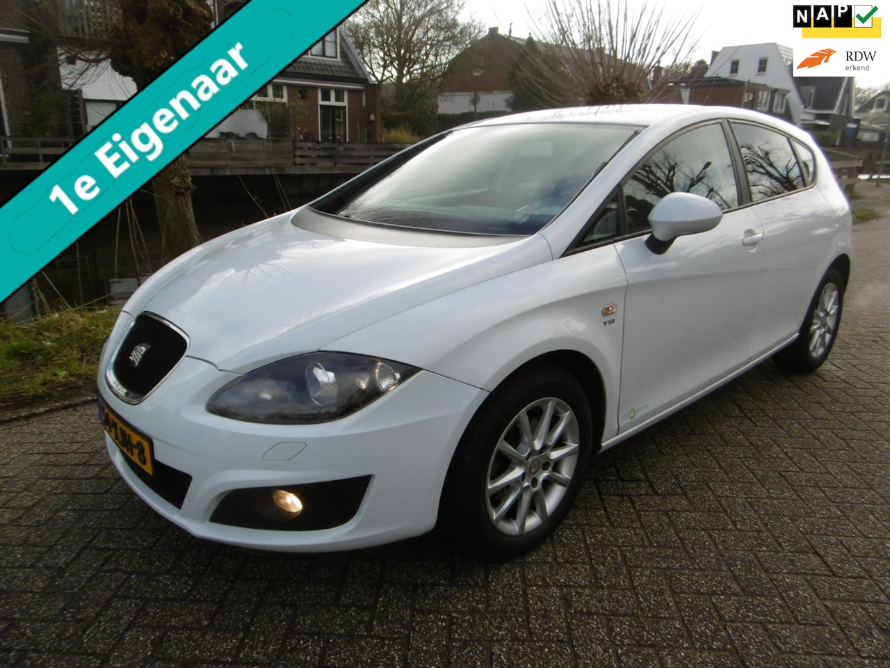 Seat Leon - 1.2 TSI COPA 105pk 1e eigenaar Clima Cruise Navi 152.000km - AutoWereld.nl