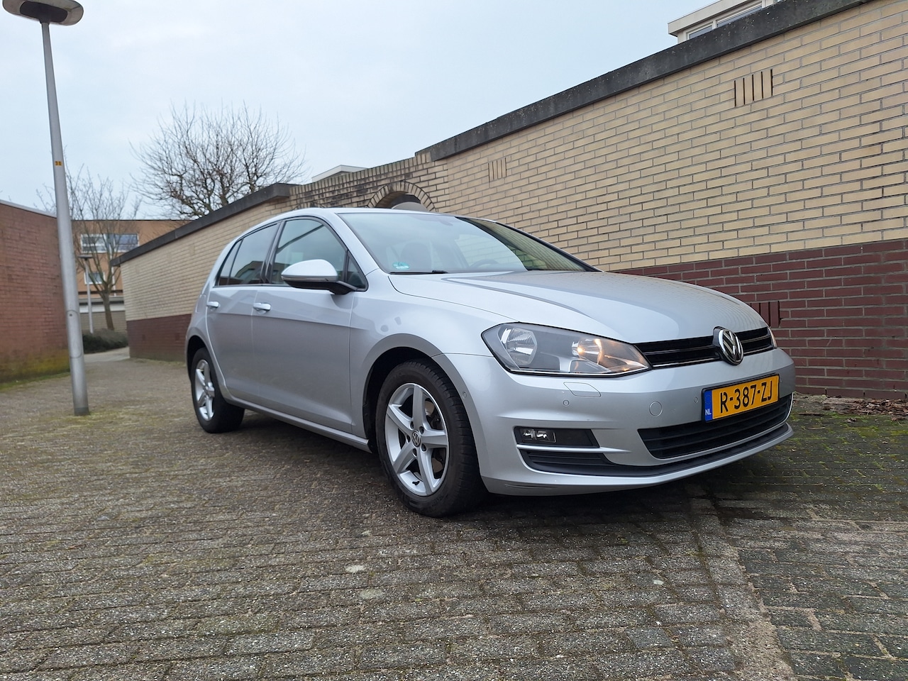 Volkswagen Golf - 1.2 TSI Easyline - AutoWereld.nl