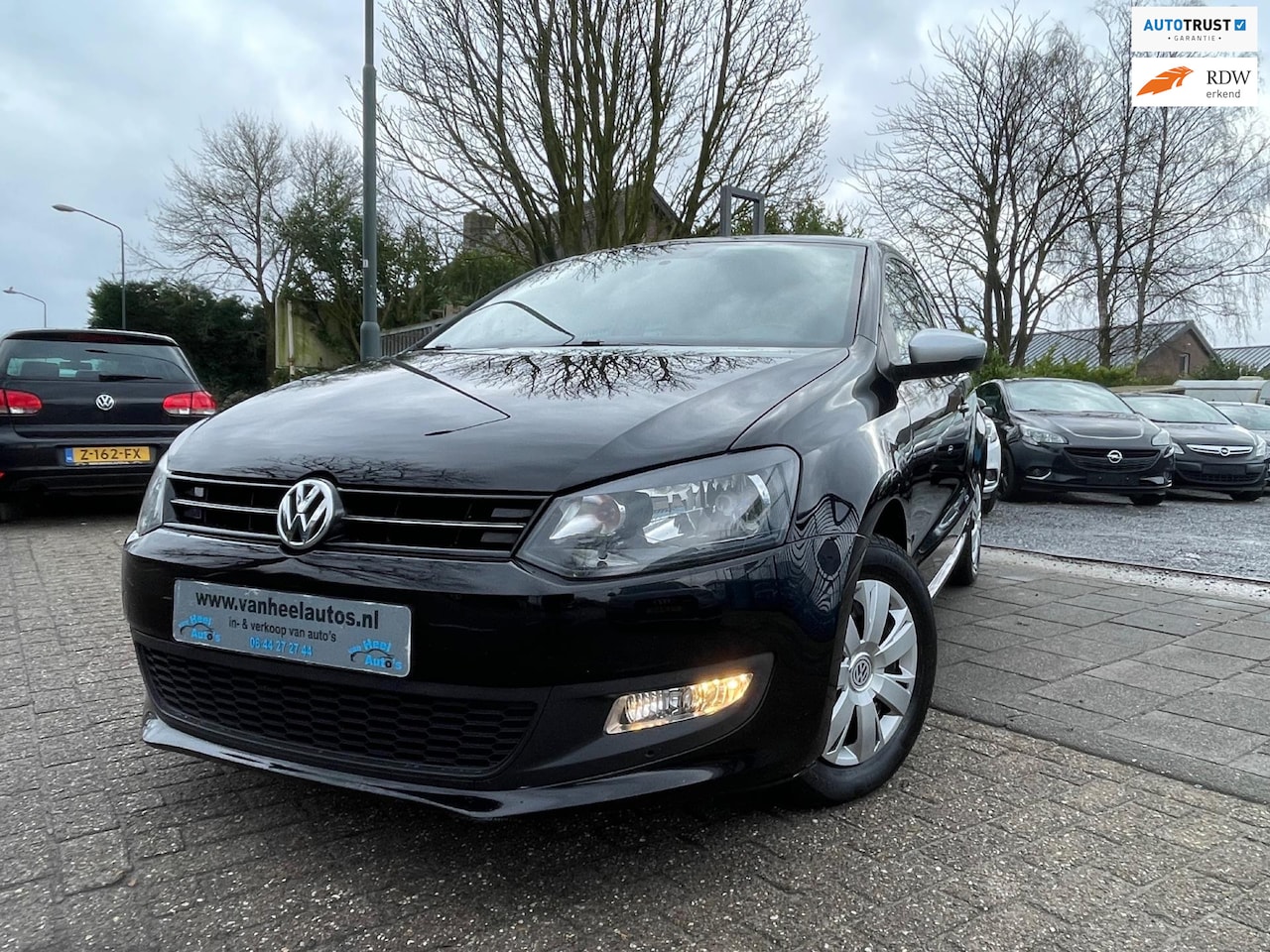 Volkswagen Polo - 1.2 Black Edition A-C Elek Pakket Zwarte Hemel - AutoWereld.nl