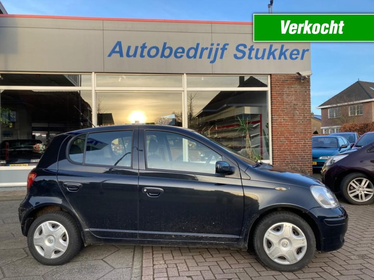 Toyota Yaris - 1.3 VVT-i S-Line 5 drs. Inruilkoopje APK: 9-2025 - AutoWereld.nl