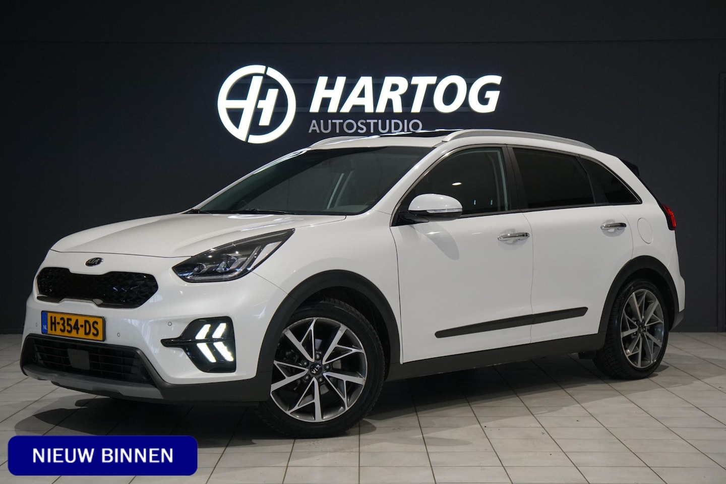 Kia Niro - 1.6 GDi Hybrid ExecutiveLine + TREKHAAK / STOELVENTILATIE / JBL / LEDER / CARPLAY - AutoWereld.nl