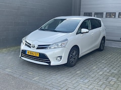 Toyota Verso - 1.8 VVT-i Business Trekhaak | Navi | Camera | Lichtmetaal |