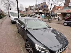 Volvo V60 - 2.4 D6 AWD Plug-In Hybrid Summum Motor Defect