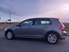 Volkswagen Golf - 1.0 TSI Edition