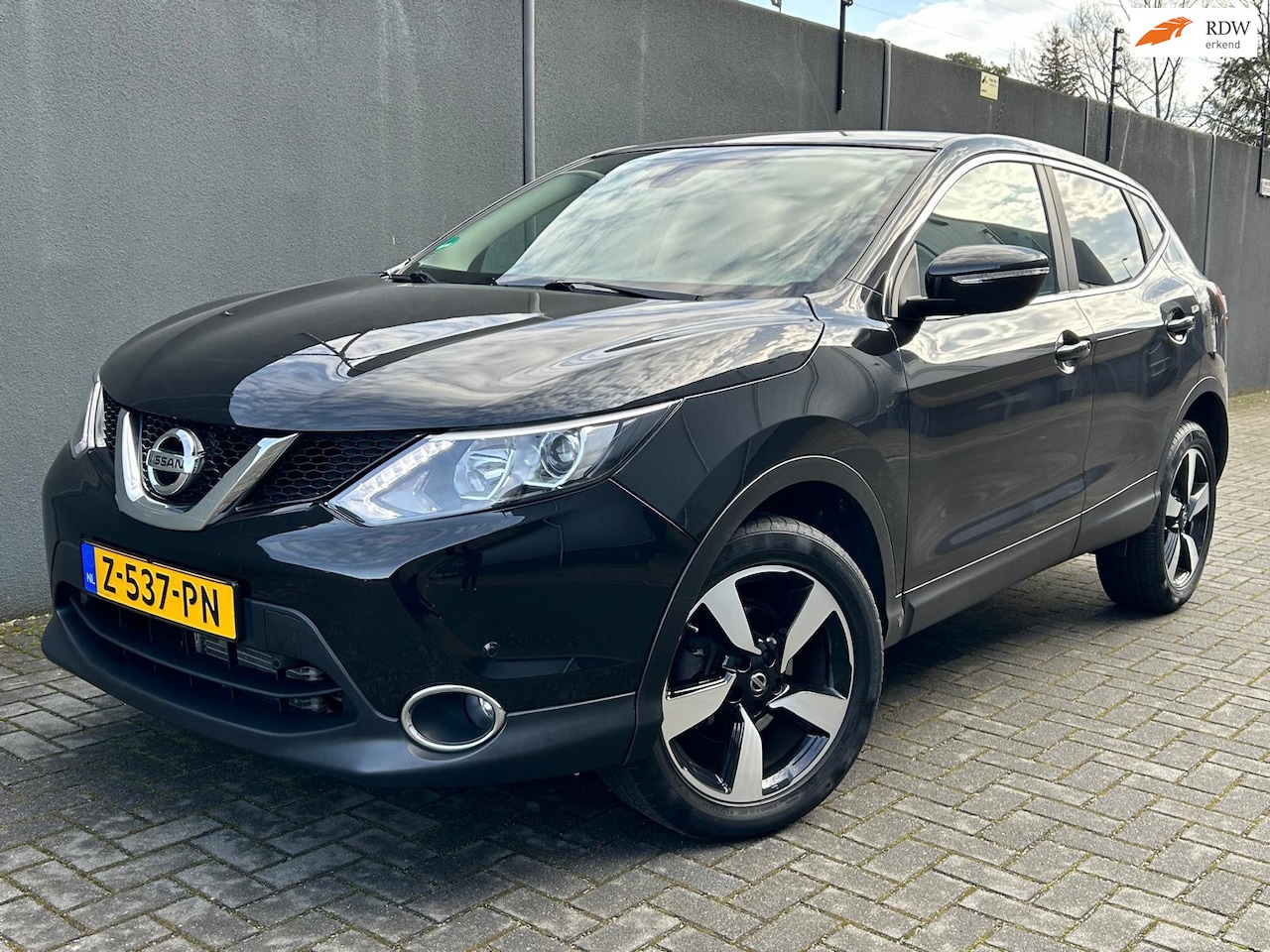 Nissan Qashqai - 1.2 N-Vision / AUT / Netjes - AutoWereld.nl