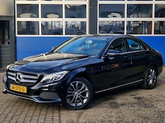 Mercedes-Benz C-klasse - 180 Ambition / Automaat / Trekhaak / Cruise control / Bluetooth / Navigatie / Origineel NL