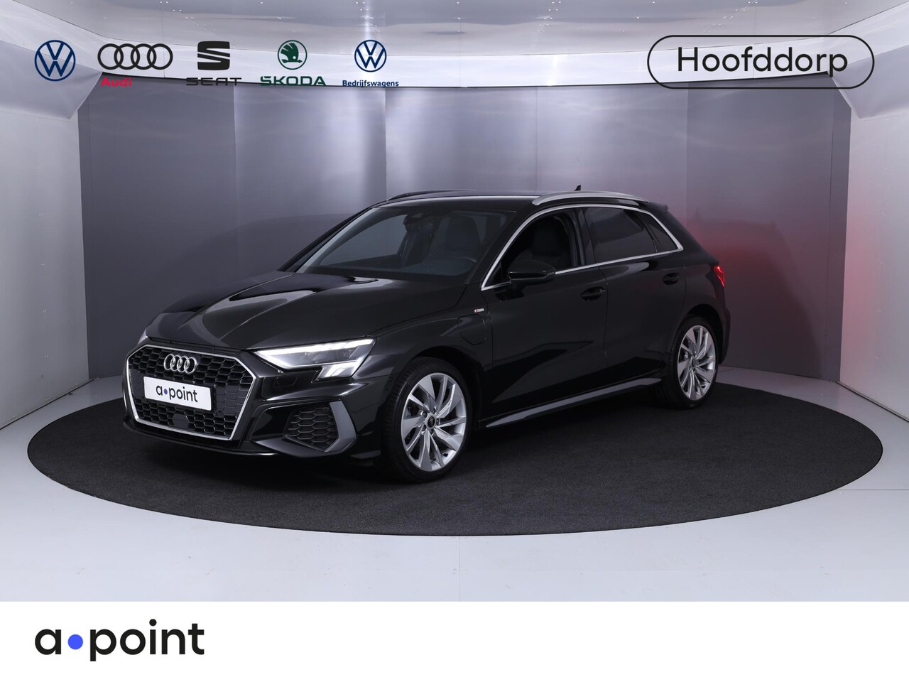 Audi A3 Sportback - 40 TFSI e S-line 204pk | Plug in Hybrid | Navigatie | Trekhaak (afneembaar) | 18 inch Lich - AutoWereld.nl