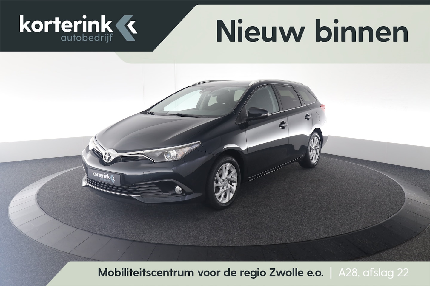 Toyota Auris Touring Sports - 1.2T Business Plus - AutoWereld.nl