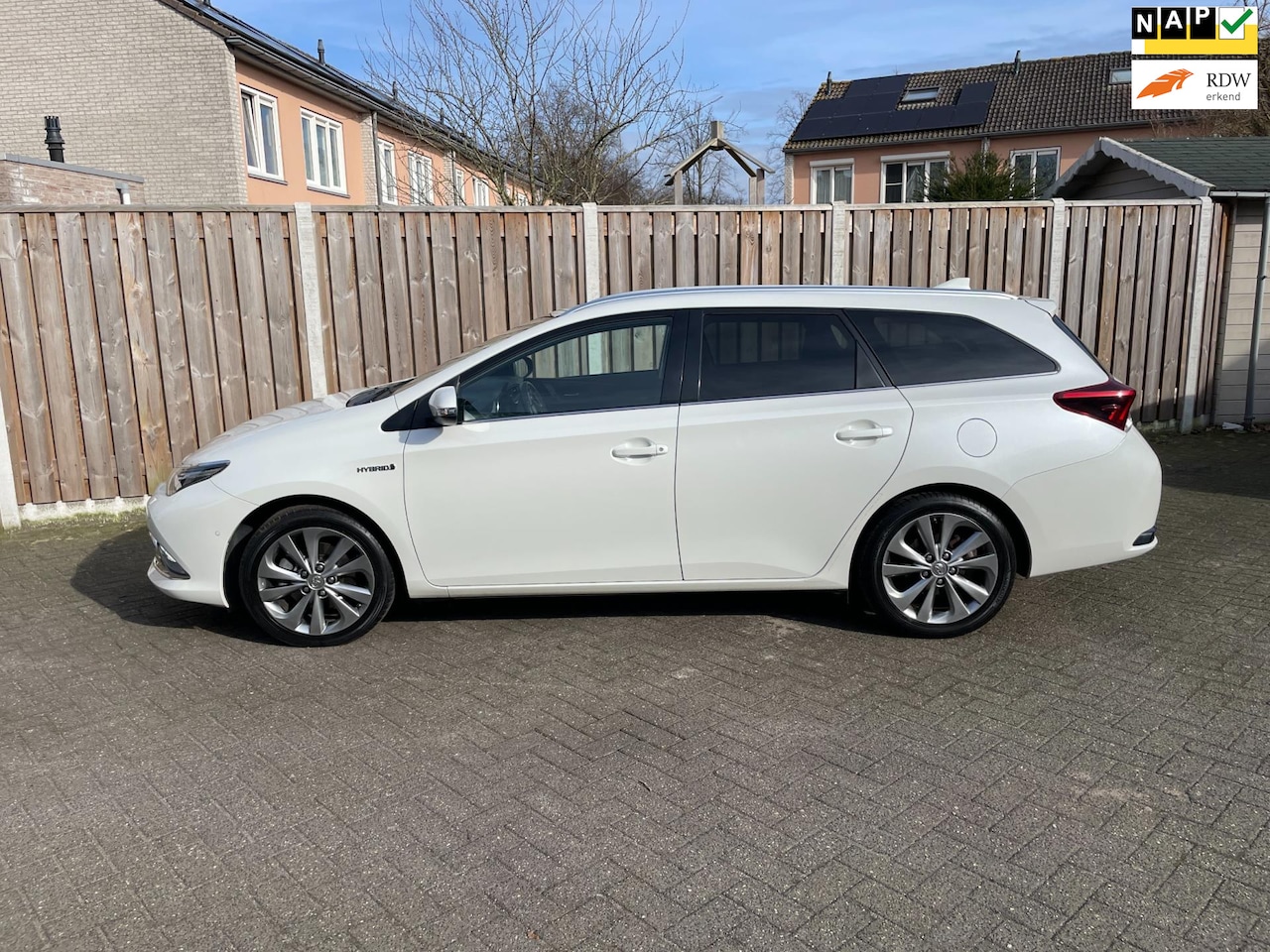 Toyota Auris Touring Sports - 1.8 Hybrid Dynamic 1.8 Hybrid Dynamic - AutoWereld.nl