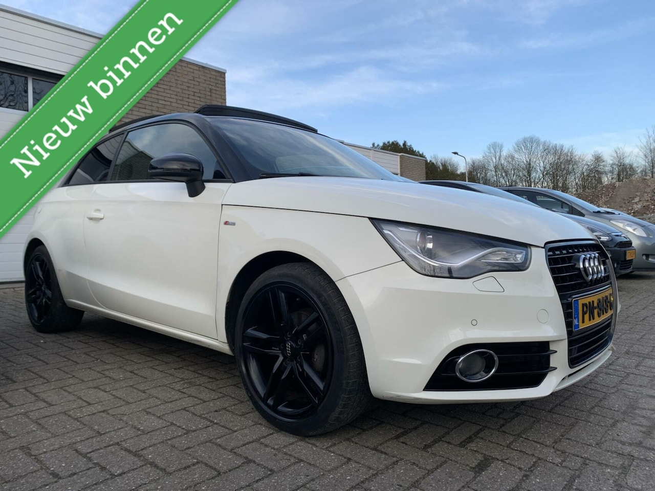 Audi A1 - 1.6 TDI Pro Line S Line Automaat Panodak Navi Airco Elektrische pakket - AutoWereld.nl