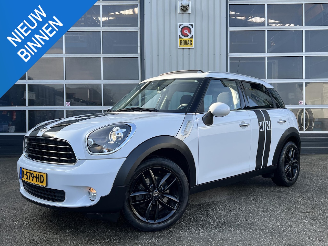 MINI Countryman - Mini 1.6 One Chili Xenon / Panodak / navigatie - AutoWereld.nl