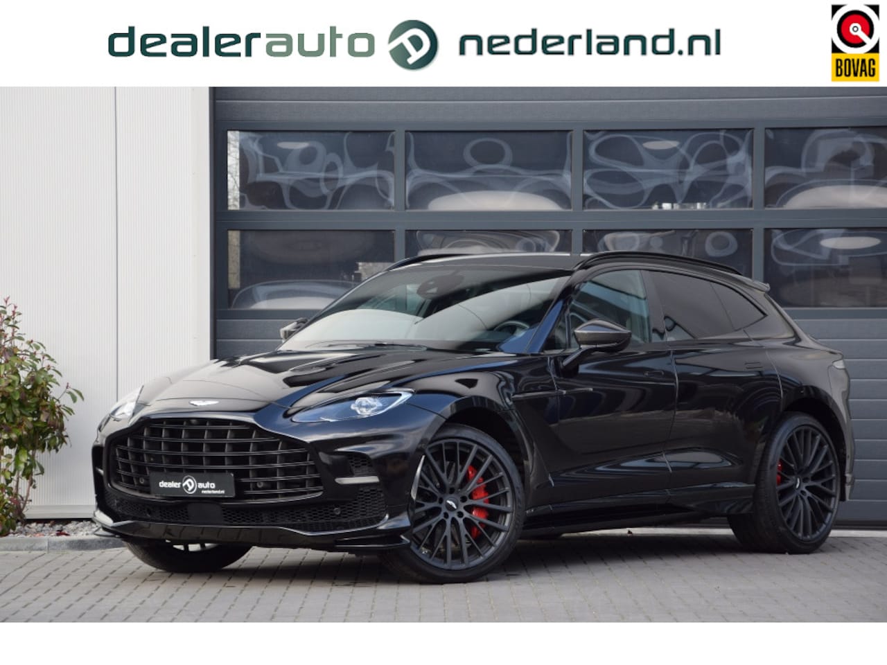 Aston Martin DBX - 4.0 V8 707 | Carbon | Black Satin | Keramisch | Pano | - AutoWereld.nl