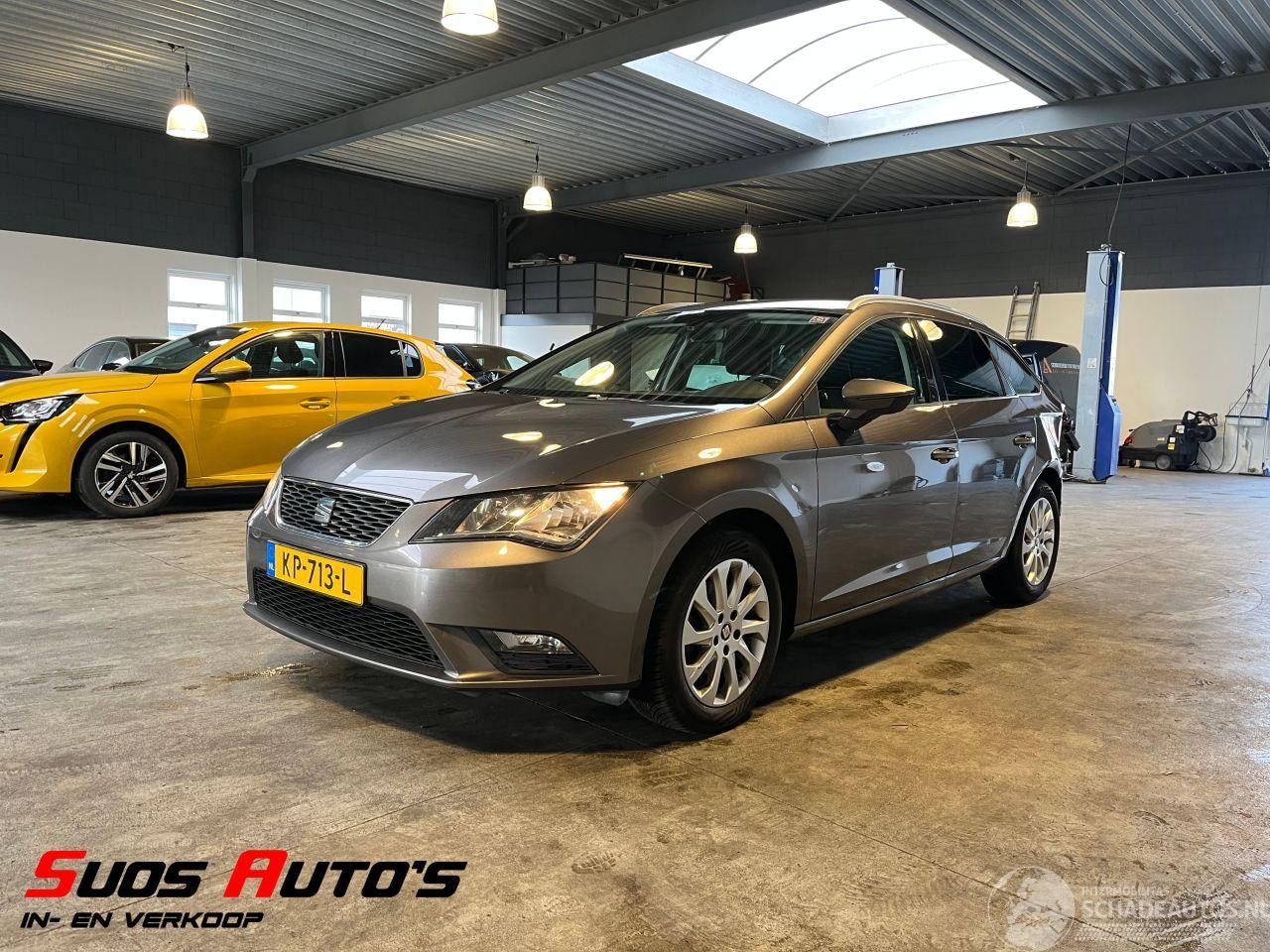 Seat Leon - 1.6 TDI Style Connect NL NAP! - AutoWereld.nl