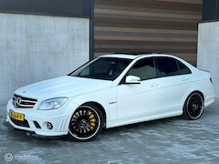 Mercedes-Benz C-klasse - AMG 63