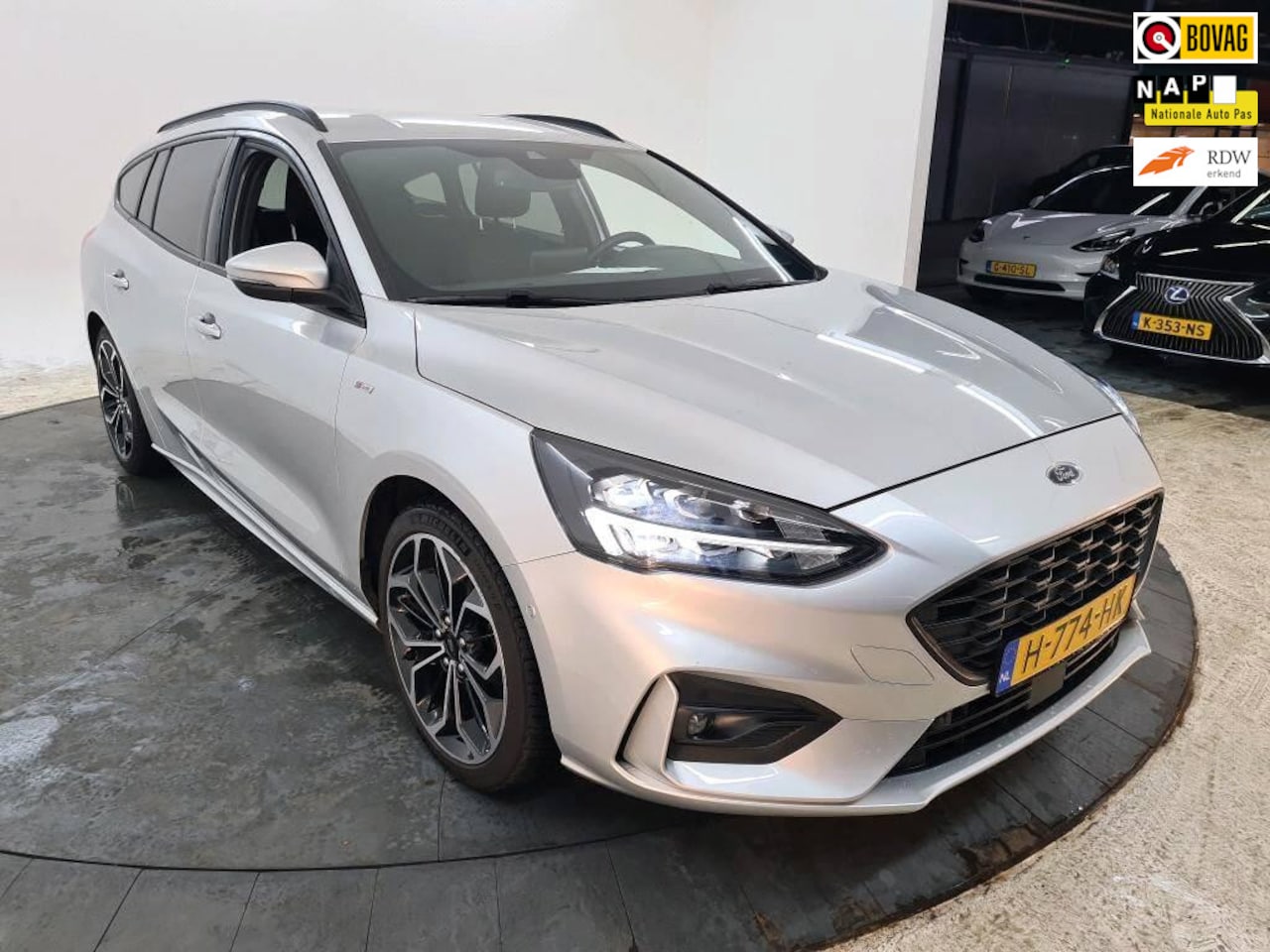 Ford Focus Wagon - 1.5 EcoBoost ST Line Business+B-O-sound+led+Full-Navigatie+camera+18"lmv+Elek-trekhaak - AutoWereld.nl