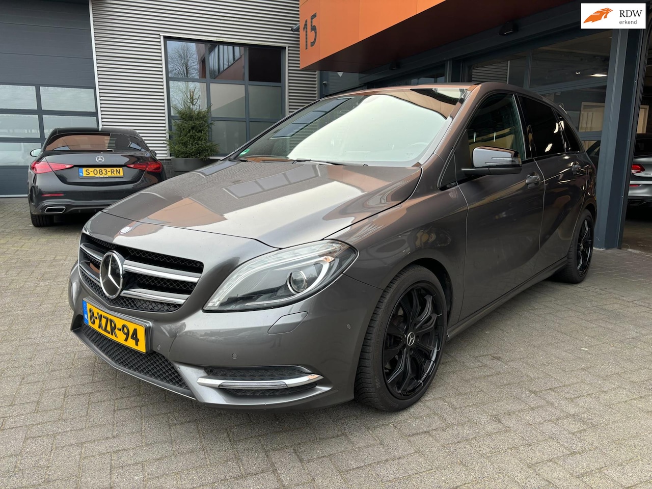 Mercedes-Benz B-klasse - 180 Ambition 180 Ambition - AutoWereld.nl