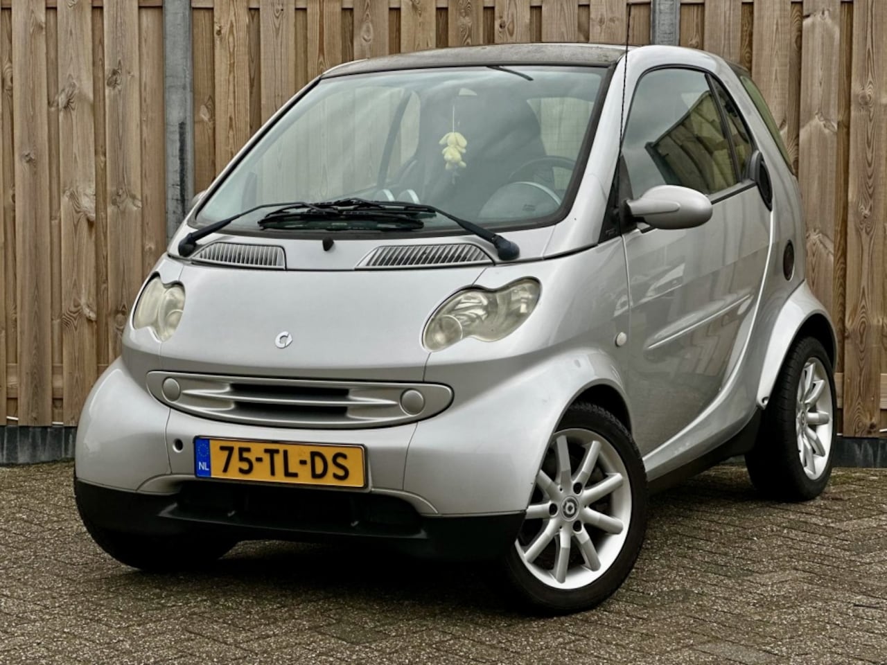 Smart Fortwo coupé - 0.7 Osborn |Stuurbkr |Airco |Automaat - AutoWereld.nl