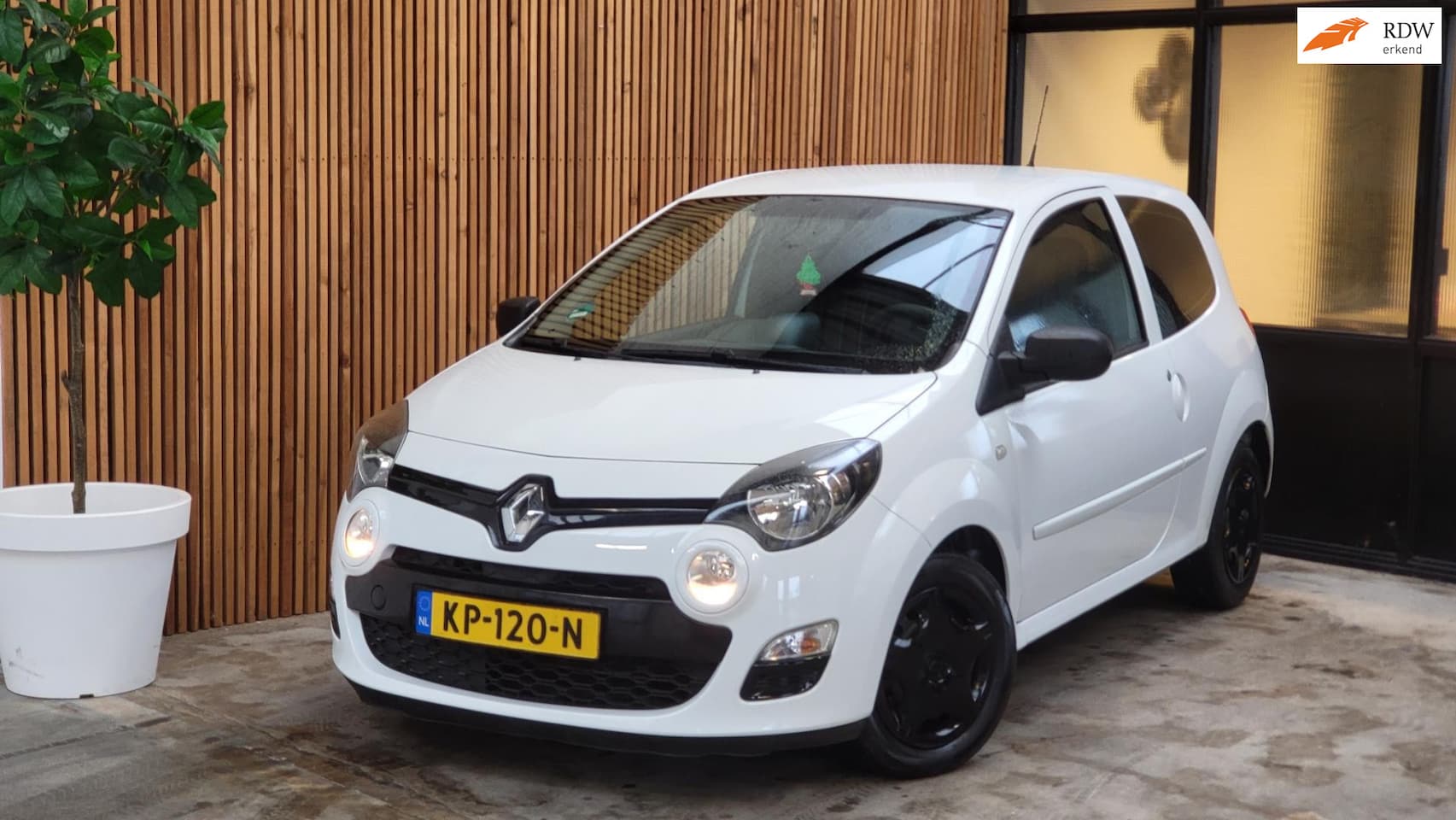 Renault Twingo - 1.2 16V Collection RECENT ONDERHOUD/NIEUWE APK - AutoWereld.nl