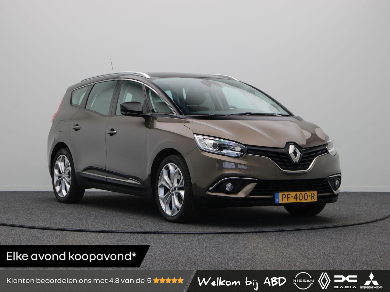 Renault Grand Scénic - 115pk TCe Zen | Trekhaak | Navigatie | Parkeersensoren voor en achter | Cruise control | - AutoWereld.nl