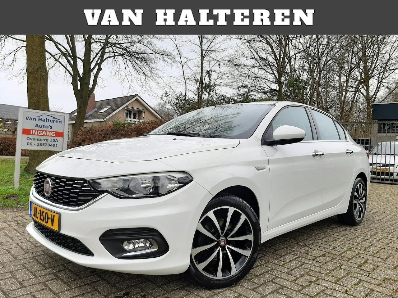 Fiat Tipo - 1.4 16V Lounge Airco/Clima Navigatie Dealerauto - AutoWereld.nl