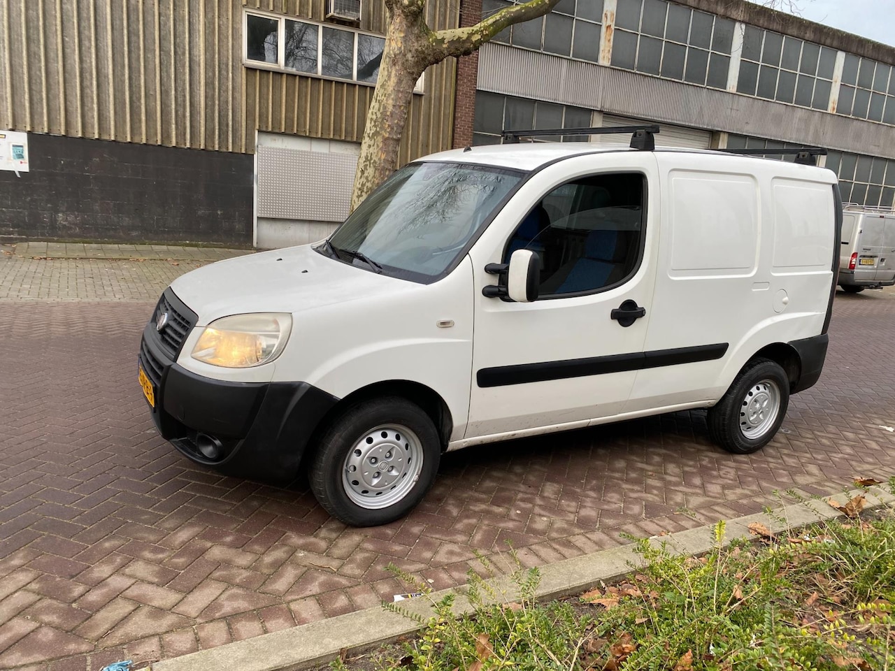 Fiat Doblò - 1.3 MultiJet * Airbag * Elek ramen * Elek Spiegels * Stuurbekrachtiging * APK 8-5-2025 * R - AutoWereld.nl