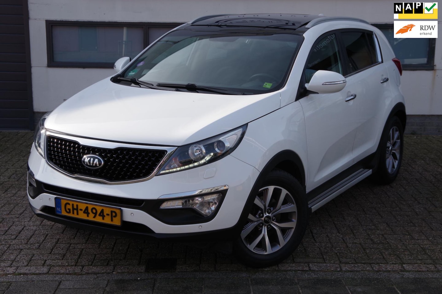 Kia Sportage - 1.6 GDI ExecutiveLine Dealer onderhouden - AutoWereld.nl