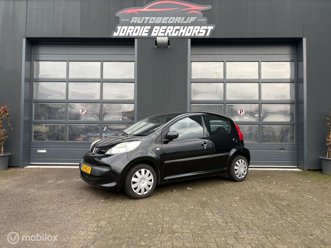 Peugeot 107 - 1.0-12V Sublime 1.0-12V Sublime - AutoWereld.nl