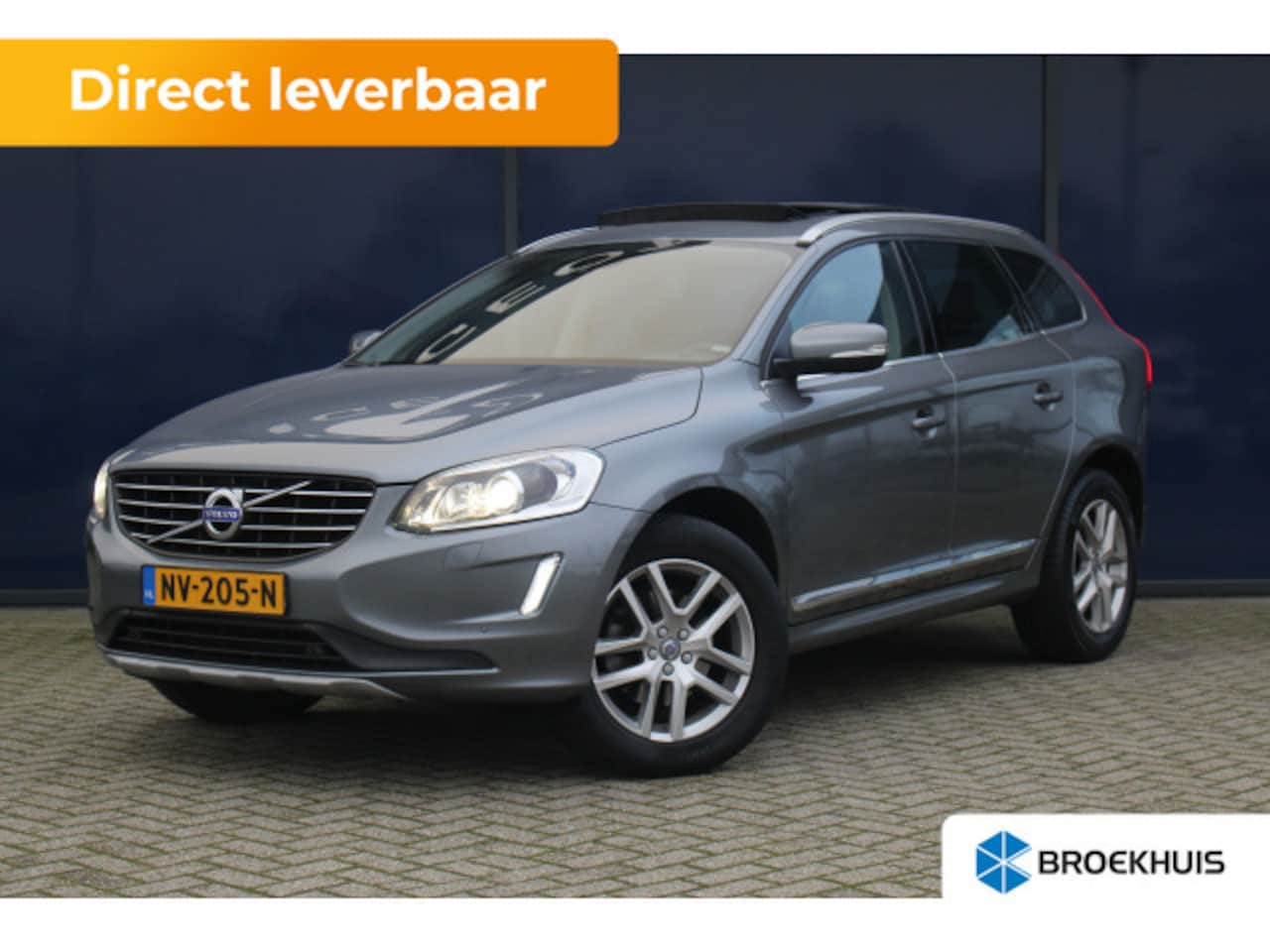 Volvo XC60 - 2.0 T5 FWD Polar+ | Pano | Trekh. | Camera | Memory St. | Leder | Standkachel | AUTOMATIC - AutoWereld.nl