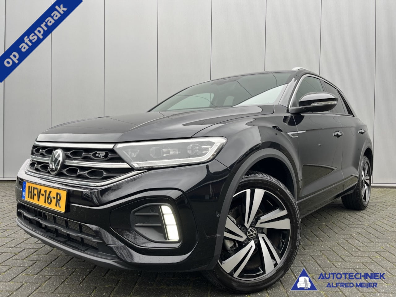 Volkswagen T-Roc - 1.5 TSI R-Line Business 1.5 TSI R-Line Business - AutoWereld.nl