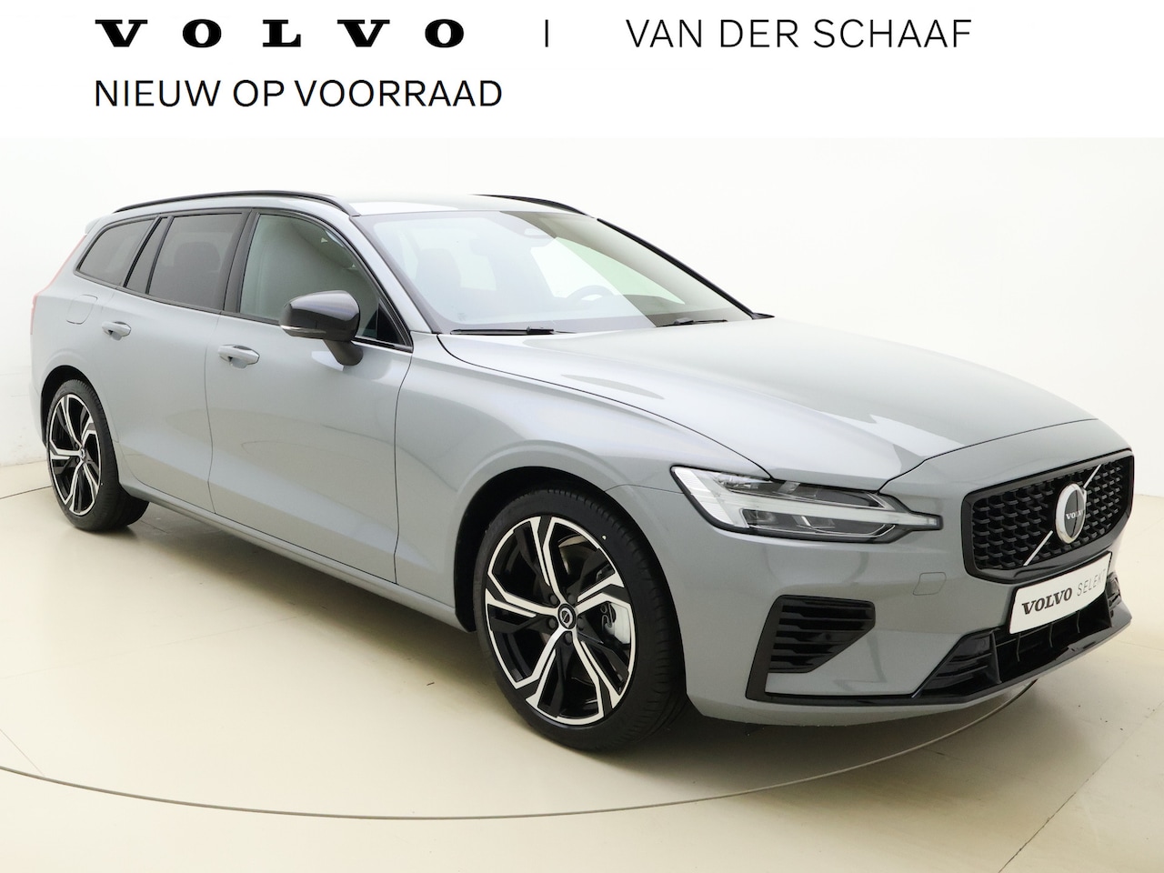 Volvo V60 - T6 350pk AWD Plus Dark / NIEUW / DIRECT LEVERBAAR / SPORTLEDER / 19'' / HARMAN & KARDON / - AutoWereld.nl