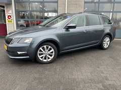 Skoda Octavia Combi - 1.0 TSI Greentech Business Edition | 1E EIGENAAR | CLIMA |