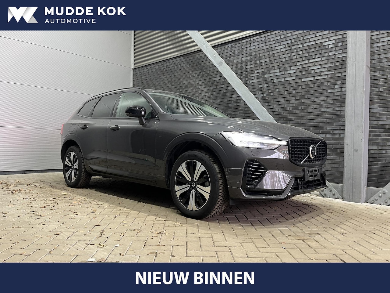 Volvo XC60 - T6 Plug-in hybrid Plus Dark | Long Range | 360° Camera | Panoramadak | ACC | Stoel+Stuurve - AutoWereld.nl