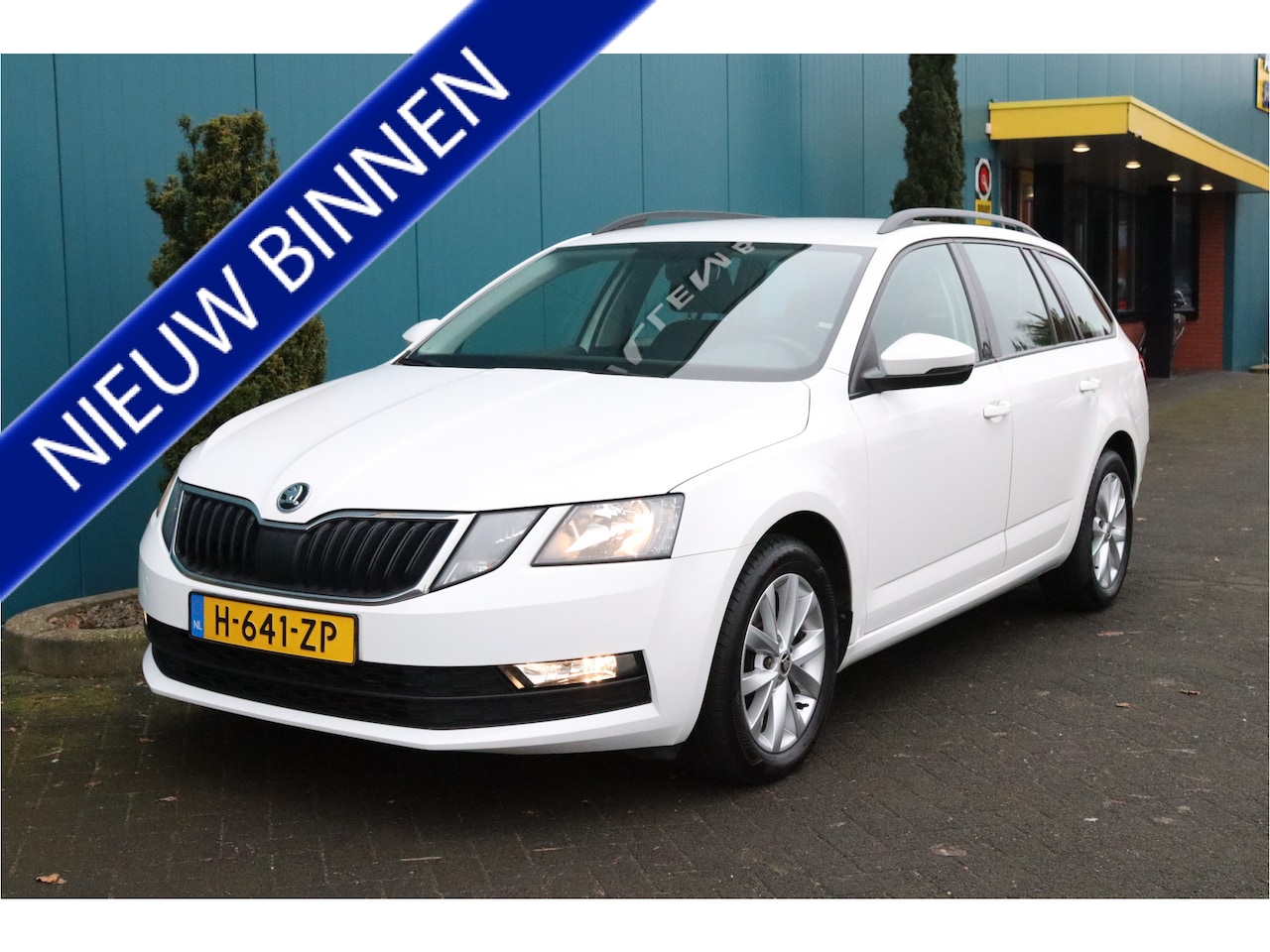 Skoda Octavia Combi - 1.5 TSI 150 PK DSG AUT. Greentech Business Edition/ECC/LMV/CARPLAY/PDC/NAV/TREKH. - AutoWereld.nl