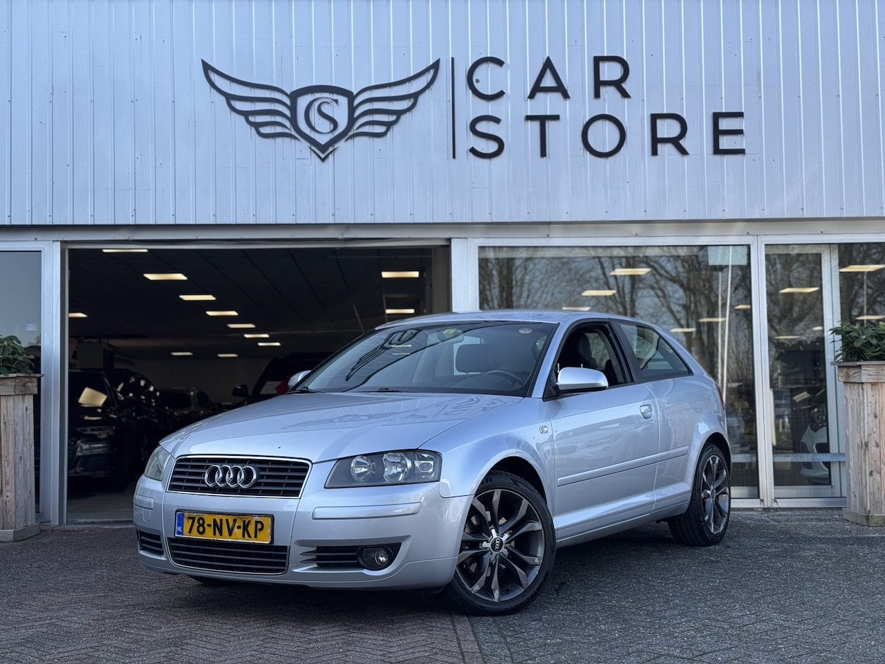 Audi A3 - 1.6 FSI Attraction |LEDER|NAV|CRUISE|CLIMA|SPORT - AutoWereld.nl